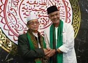 Ganjar Pranowo Bertandang ke Kediaman Ulama Besar NU Makassar