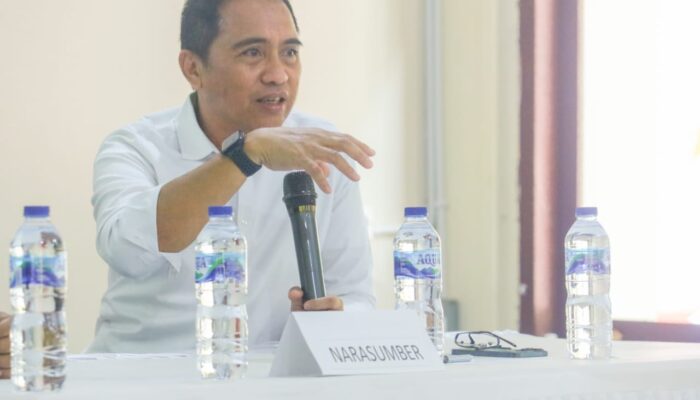 Hadiri Sekaligus Sebagai Pemateri, Bupati Sam Sachrul Mamonto Sampaikan Hal Ini Dalam Seminar !