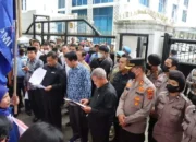 Tolak Kenaikan Harga BBM Ratusan Buruh Demo Ke Kantor DPRD Sumut