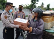 Lagi, Polres Kuansing Bagikan Bansos Pasca Penyesuaian Harga BBM Oleh Pemerintah