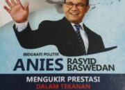“Mengukir Prestasi Dalam Tekanan Politik Oligarki”, Habib HAS Serahkan Buku Tulisannya Langsung ke Anies Baswedan