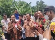 Wabup Karawang Bersama DPUPR Resmikan Jembatan Untuk Masyarakat