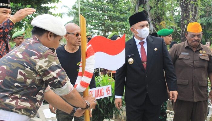 Peringati Hari Pahlawan Bupati Bersama Forkopimda Labuhanbatu Ziarah dan Tabur Bunga di Taman Makam Pahlawan