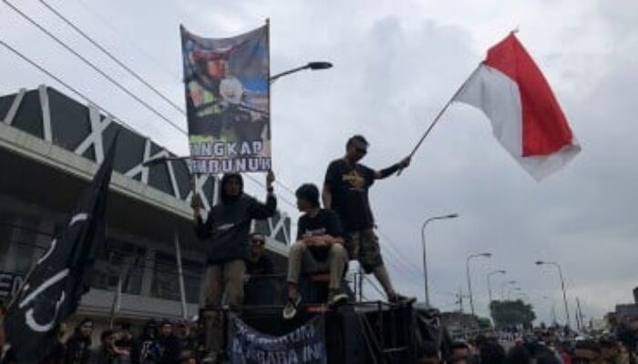 Blokade Fly Over, Aremania Tuntut Keadilan Tragedi Kanjuruhan 