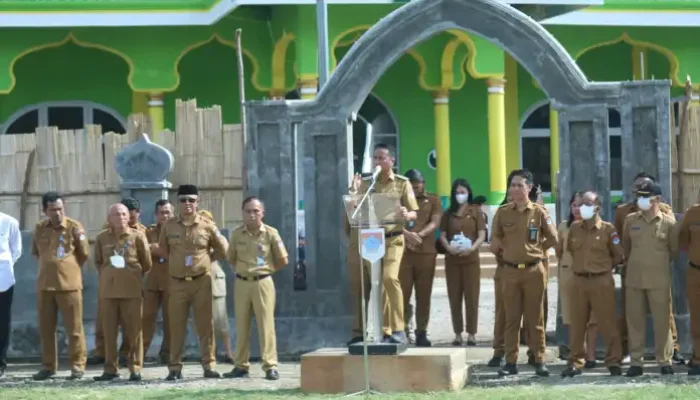 Bupati Boltim Pimpin Apel Kerja Bersama ASN di Kecamatan Kotabunan