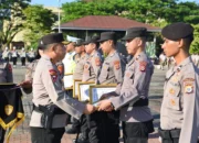 Dapat Penghargaan Dari Kapolda, Ini Prestasi 7 Anggota Polda Maluku