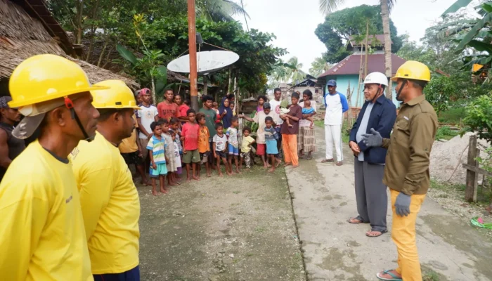 Baznas SBT Beri Bantuan Bedah Rumah Layak Huni Kepada Warga Kurang Mampu di Dusun Birit