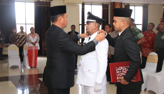 Latekay Dilantik Sebagai Kades Tala, Ini Pesan Pj Bupati SBB
