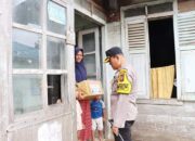 Kapolres Psp AKBP  Dudung Setyawan SH, SIK, MH, Bagikan Paket Sembako Untuk Atasi Gizi Buruk  Di Desa Ujung gurap