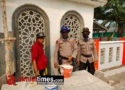 Giat Sosialisasi, Personil BKO Polairud Polda Sumsel Bersama Personil Polsek Lalan Sebar Maklumat Larangan Karhutlah