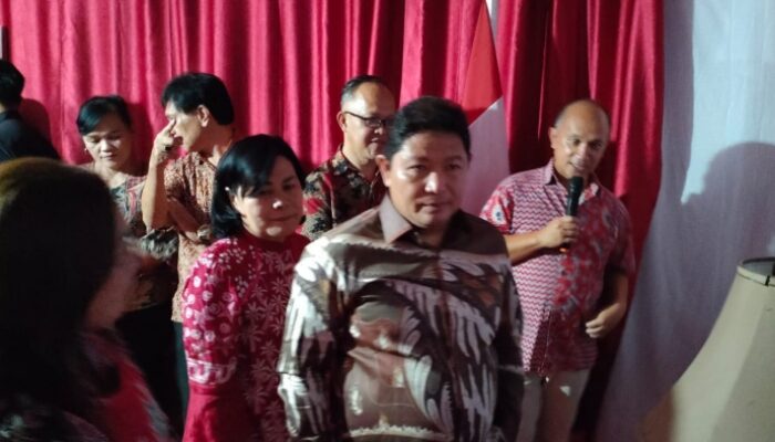 Pj Bupati Minahasa Jemmy Stany Kumendong Resmi Buka Pameran Minahasa Expo 2023    