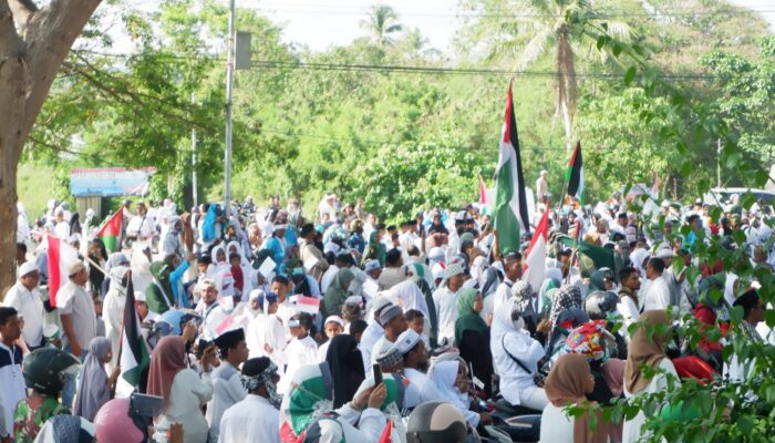 Galang Dana Keliling Kota, Ribuan Massa di SBT Gelar Aksi Solidaritas Palestina