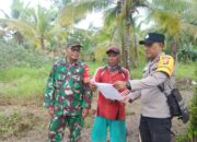 Dalam Rangka Giat Polisi Sanjo, Bhabinkamtibmas Polsek Lalan Bersama Babinsa Sambangi Warga Desa Karang Tirta
