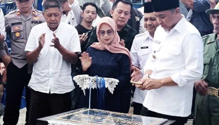 Bupati Sam Sachrul Resmikan Gerbang Perbatasan Boltim