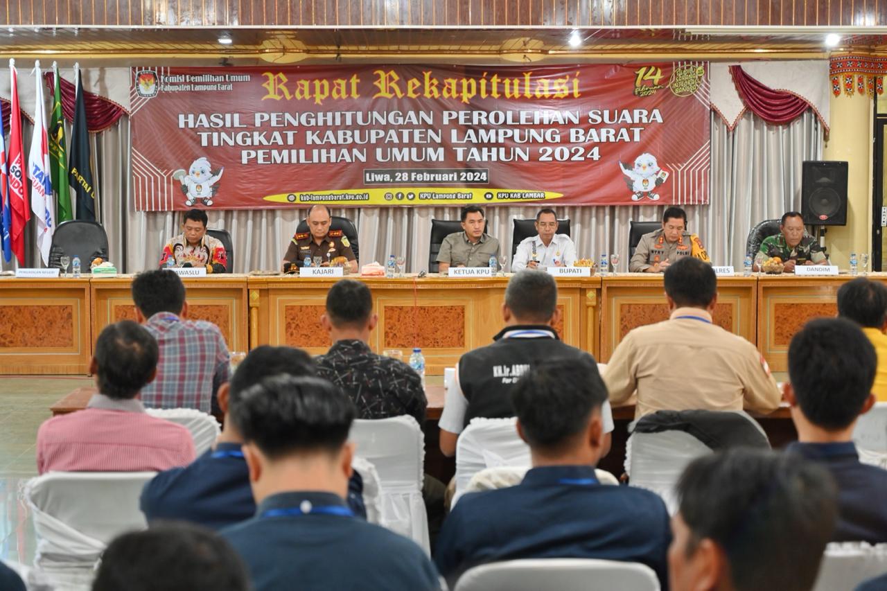 pleno rekapitulasi lampung barat