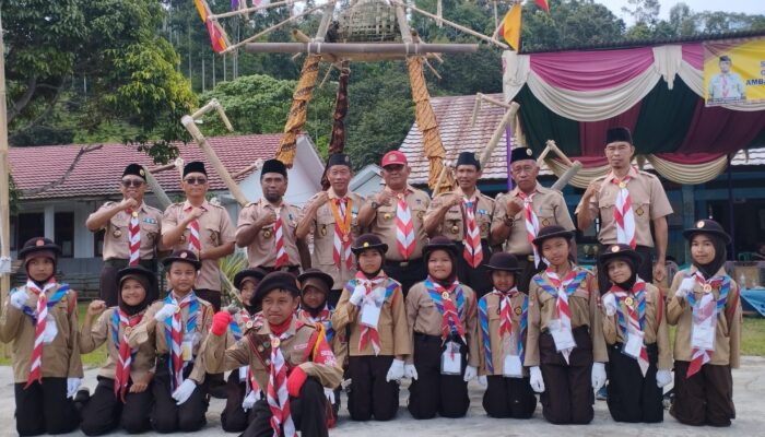 SMA Negeri 1 Sukau Pada Perayaan Ulang Tahun Ke-20 Dari Kabupaten Lampung Barat Dan Kabupaten Oku Selatan