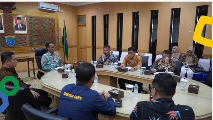 Pemkab OKI Terima 16 Sertifikat Aset Daerah