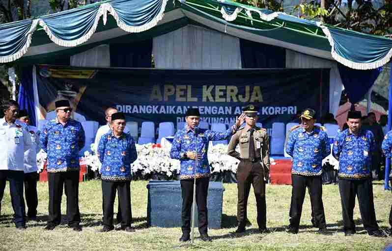 bupati sam sachrul mamonto