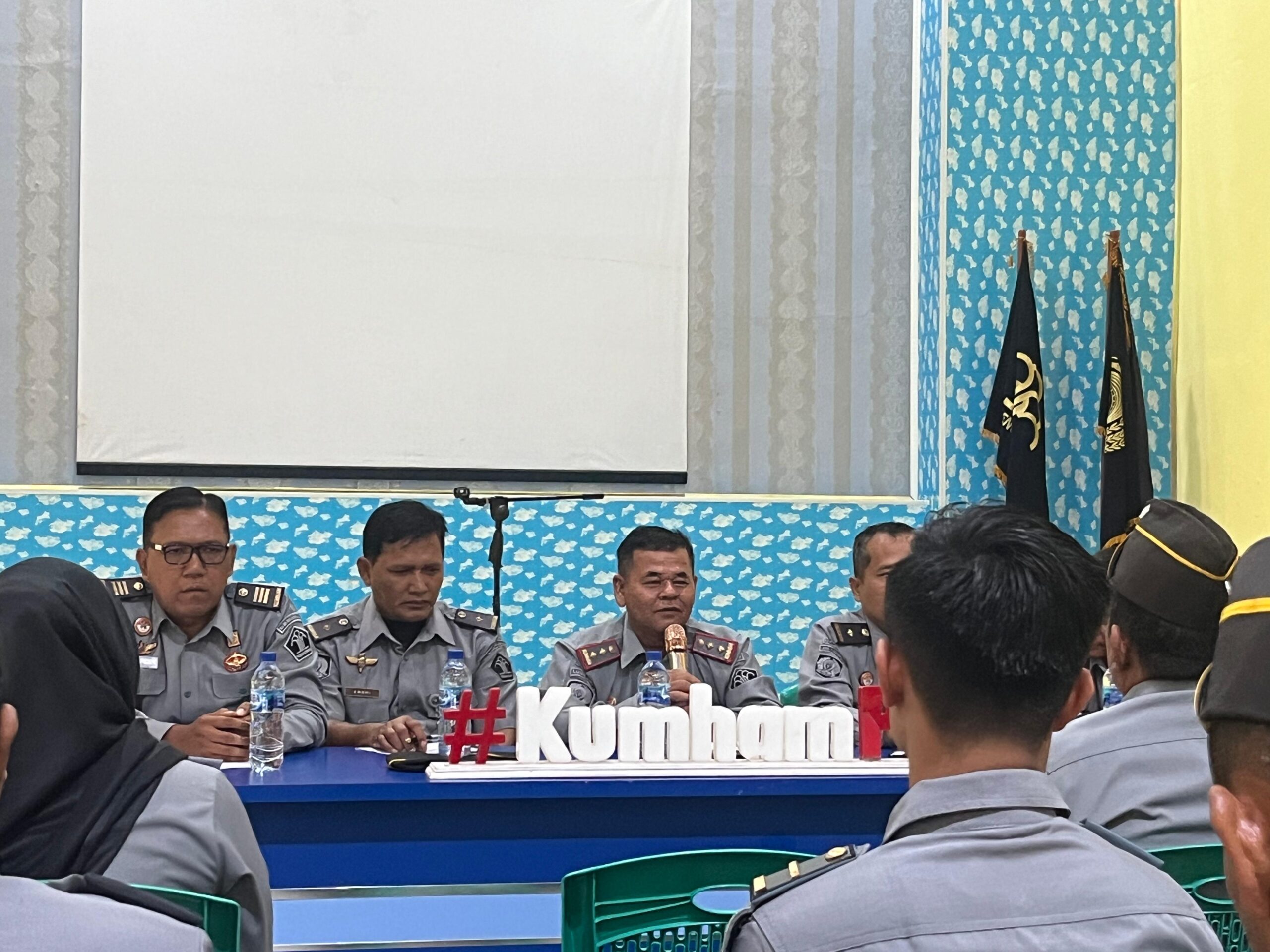 Rapat Dinas Perdana, Kalapas Kelas llB Padangsidimpuan Kanwil Kemenkumham Sumut Tekankan Pentingnya Menjaga Kebersamaan