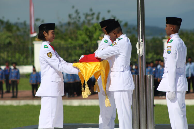 Upacara HUT RI 79, Pj Bupati SBB Jadi Inspektur Upacara