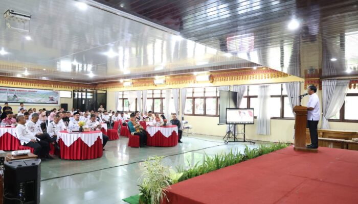 Pj. Bupati Nukman Apresiasi Peluncuran Buku Seri Kaldera Nusantara Dari Liwa Ke Suoh.