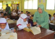 Kodim 0212/Tapsel Gelar Kegiatan Makan Bergizi Gratis di SD Negeri 200116 Kelurahan Kayu Ombun