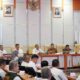 Wabup Ardani Membuka Rapat Evaluasi Hasil Penilaian dan Persiapan Penilaian Pelayanan Publik Oleh Ombudsman RI Tahun 2025
