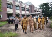 Wabup OKI Supriyanto, S.H.  Meninjau GOR Perahu Kajang dan  Danau Teluk Gelam