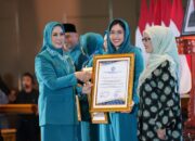 Ibu Tikha Alamsjah Panca Wijaya Resmi Dilantik Sebagai Ketua TP PKK, Ketua Tim Pembina Posyandu dan Ketua Dekranasda Kab. OI Masa Bakti 2025-2030