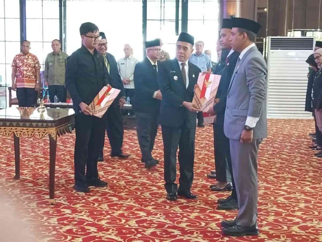 Wabup H. Ardani Lantik 28 Pejabat Administrator dan Pengawas