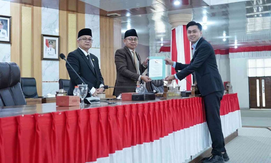 DPRD Ogan Ilir Gelar Rapat Paripurna Dalam Rangka Penyampaian Pandangan Umum Fraksi-Fraksi Terhadap Nota Pengantar Bupati OI