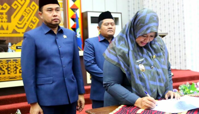 Rapat Paripurna DPRD, Perubahan APBD 2025 Kabupaten Pringsewu Disahkan