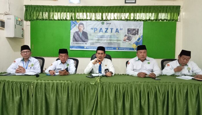 Gelar Rapat Koordinasi, KaKanKemenag Tapsel Tegaskan Pentingnya Ufload Absensi dan SKP