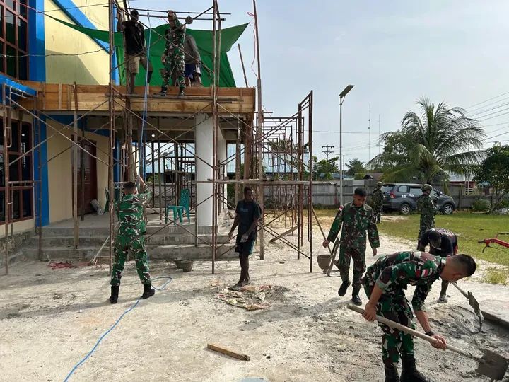 Satgas Yonif 123/Rajawali Gelar Karya Bhakti, Berikan Sentuhan Hangat pada Empat Pos di Papua Selatan