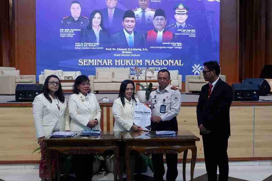 KUHP Baru, UKSW Salatiga, Fakultas Hukum UKSW, Edward Omar Sharif Hiariej, Keadilan Restoratif, Balai Pemasyarakatan Semarang, Sistem Peradilan Pidana Terpadu, Pembimbingan Kemasyarakatan, MoU Bapas UKSW, Reformasi Hukum Pidana,