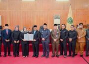 Wali Kota Padangsidimpuan Hadiri Paripurna LKPJ 2025, Tegaskan Tindak Lanjut Rekomendasi DPRD