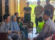 Bentuk Kepedulian, Sat Lantas Polres OI Gelar Program “ES KOLAK” Kunjungi Keluarga Korban Lakalantas