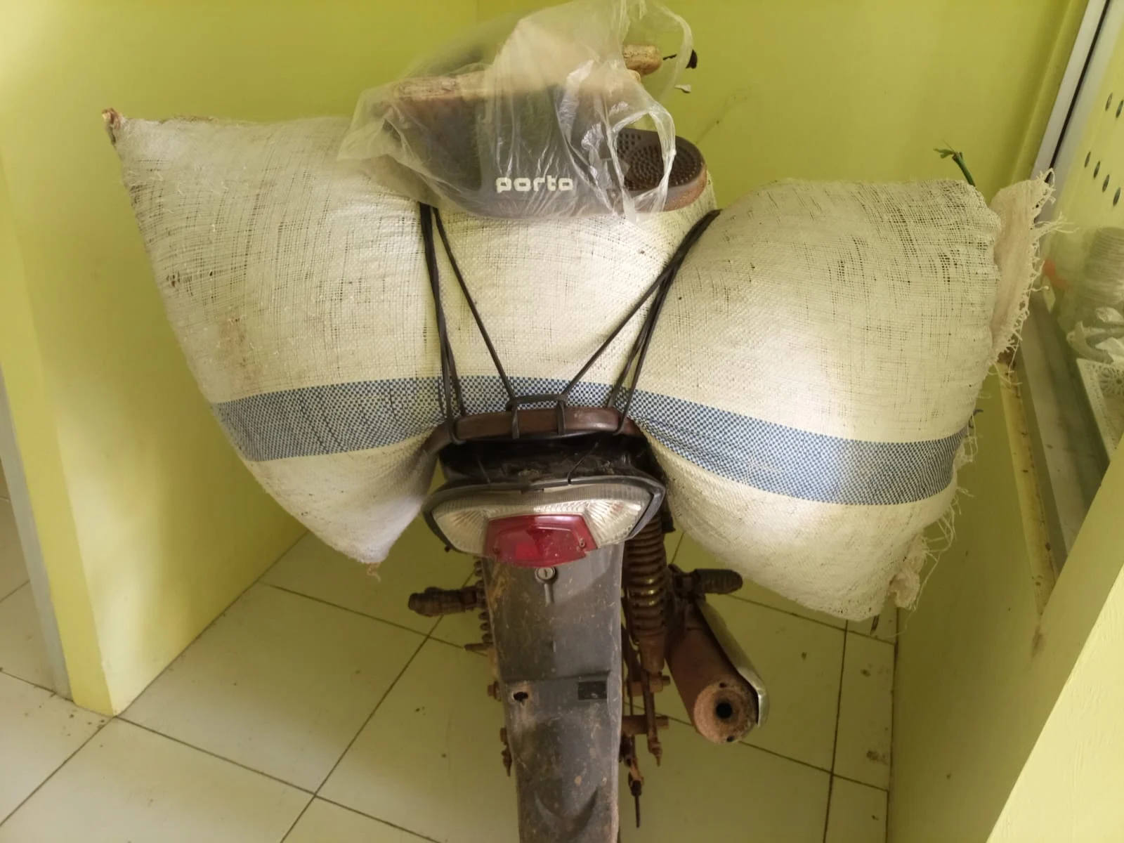Polisi Amankan Motor dan Dua Karung Kopi Diduga Hasil Curian