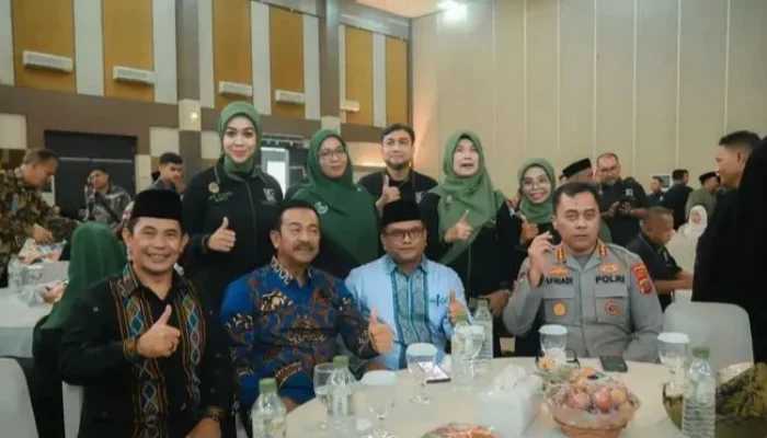 Wali Kota Padangsidimpuan Hadiri Pelantikan MW KAHMI dan FORHATI Sumut, Perkuat Kolaborasi Membangun Generasi Berkualitas.