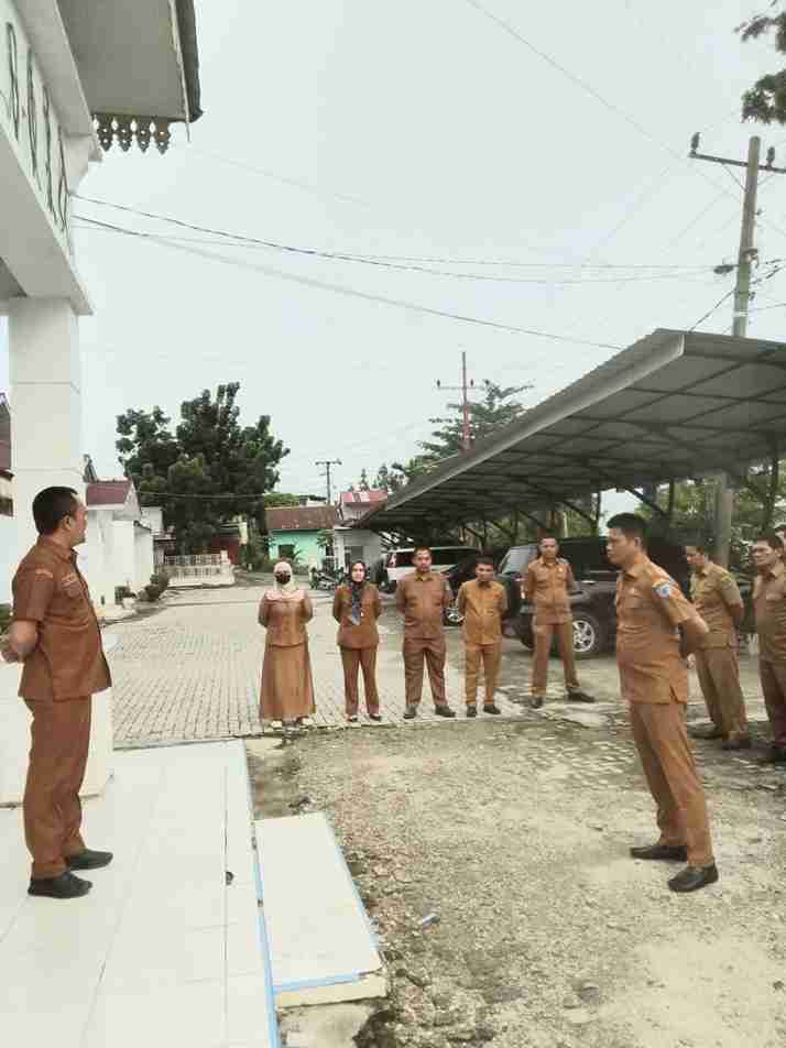 Apel pagi Dinas Pendidikan