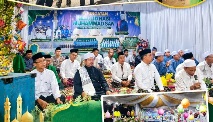 Mewakili Kapolsek, Kanit Binmas Polsek Rambang Hadiri Maulid Nabi dan Haul Bersama di Sumber Rahayu, Perkuat Silaturahmi dengan Masyarakat