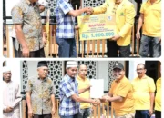 Menyambut HUT Ke-62, DPD Golkar Padangsidimpuan Gelar Gotong Royong dan Serahkan Bantuan ke Masjid Al-Ikhlas